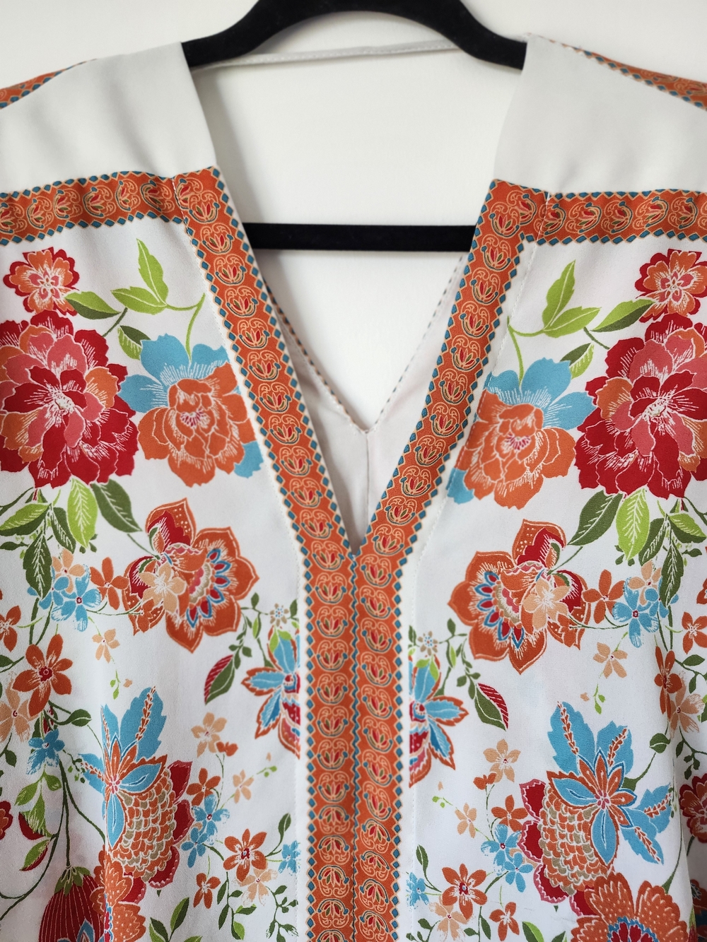 Rose & Olive White Floral Kimono Top with Orange Trim and Multicolor Blooms - Picture 5 of 8